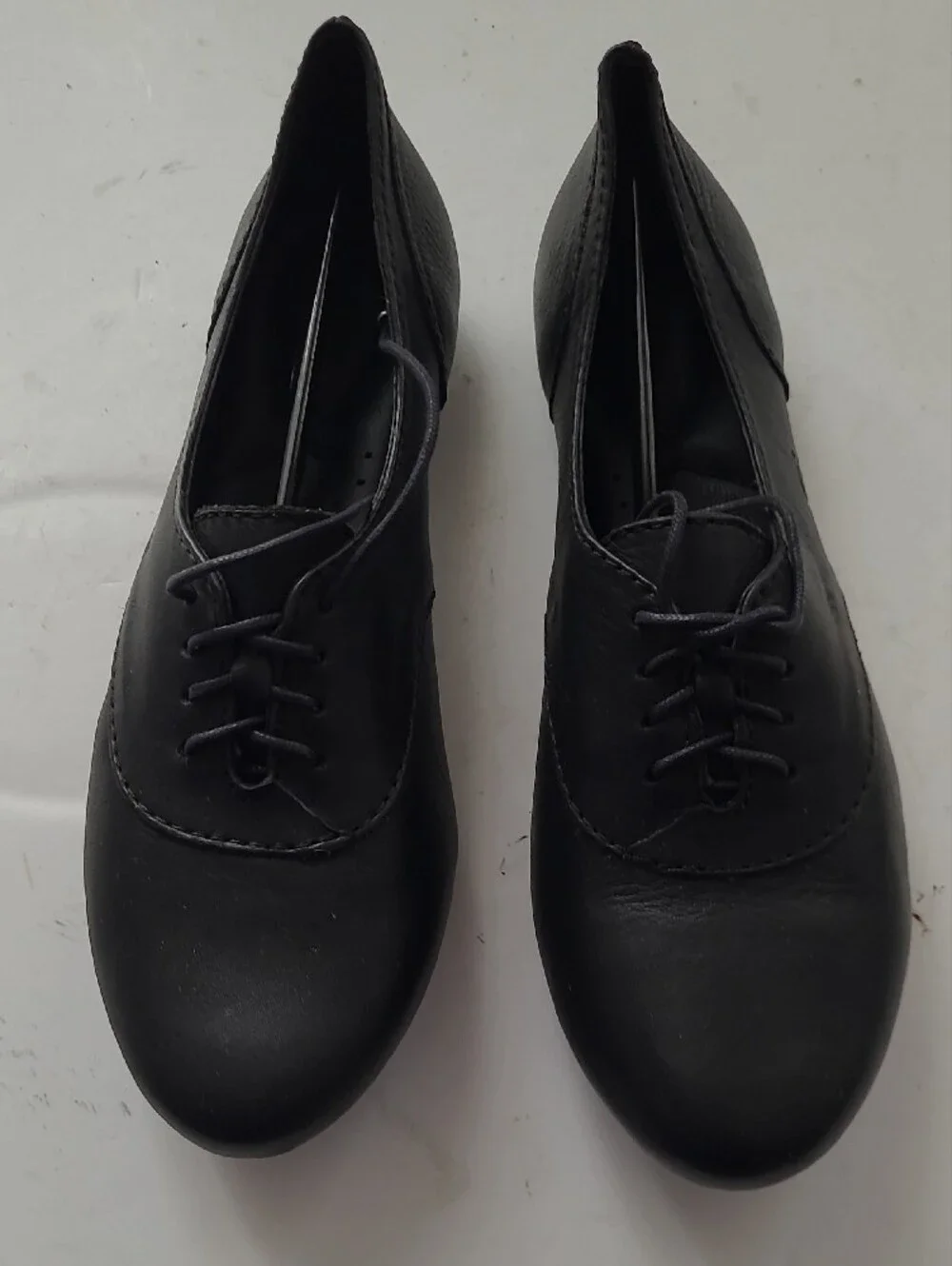 Born Black Leather Lace-Up Oxford Flats